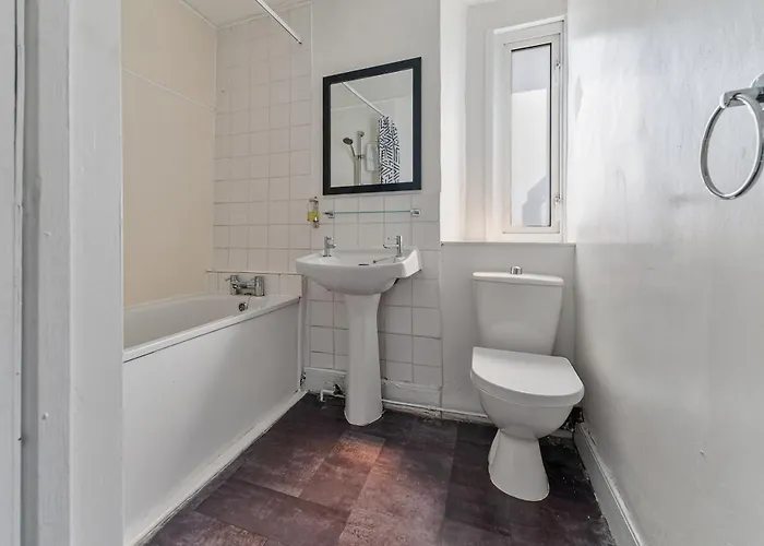 No 2 Georgian Shared House - By Clifton Short Lets * Bristol