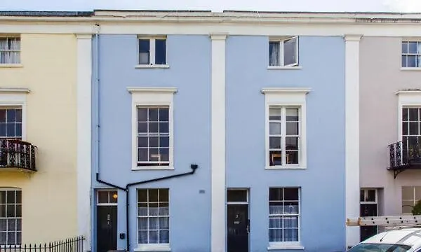 No 2 Georgian Shared House - By Clifton Short Lets Проживание в семье